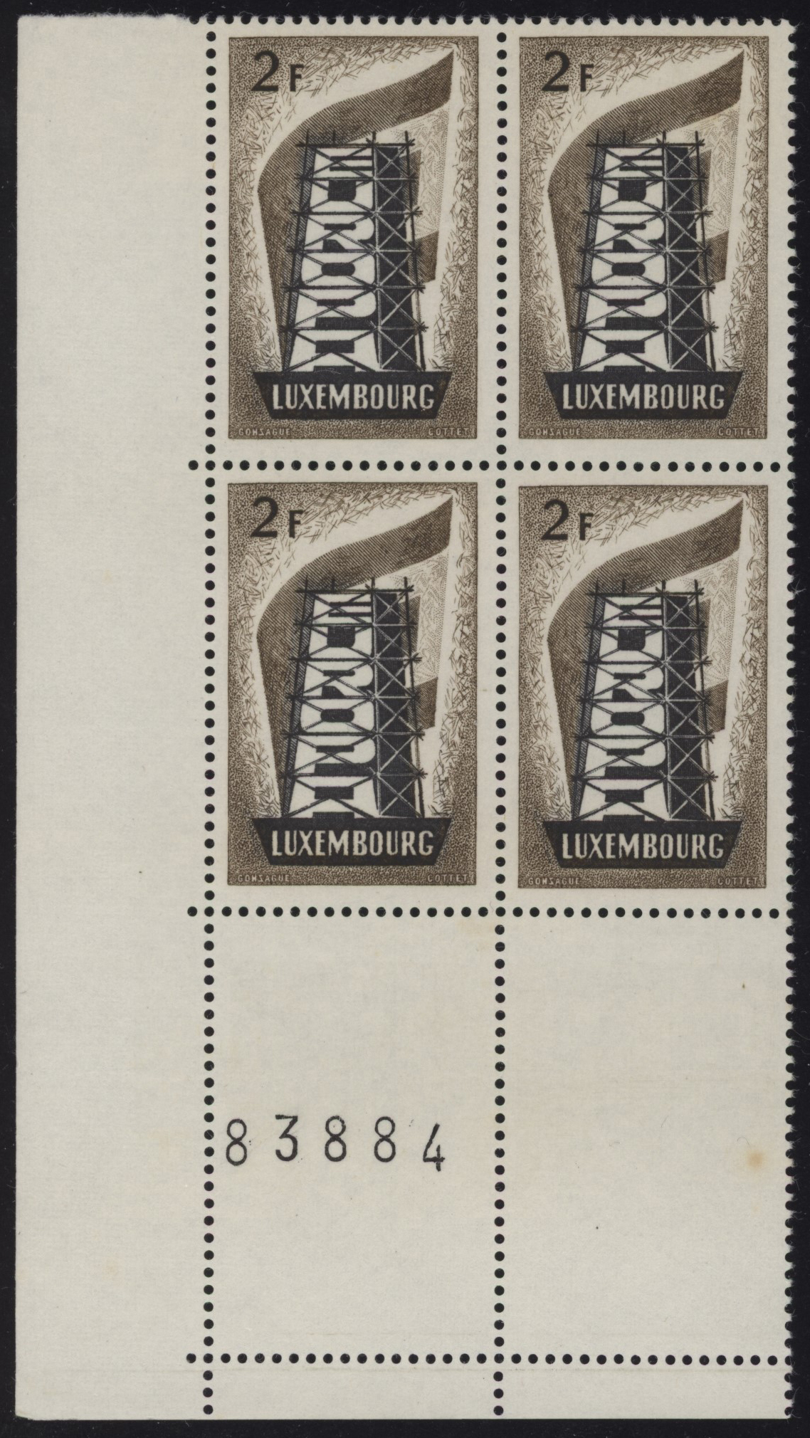 GIRO D'EUROPA CEPT - <p><strong>1956/7 - Lussemburgo</strong>, n° 514/16 in quartina bordo o angolo di foglio + 531/33 in blocco di 8, freschissimi.</p>