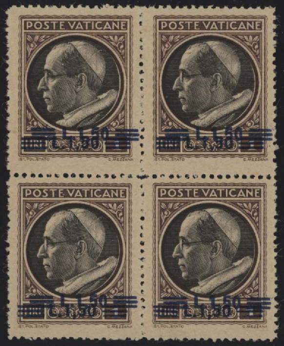 Vaticano - <p><strong>1945 - Ordinaria Sovrastampata 1,50 lire su 1 lira bruno, con doppia sovrastampa</strong>, n° 105b, in splendida quartina nuova con gomma integra.&nbsp;</p>
