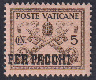Vaticano - <p><strong>1931 - 5 cent. sovrastampato</strong>, PP n° 1, con sovrastampa fortemente spostata a sinistra, inedito.</p>