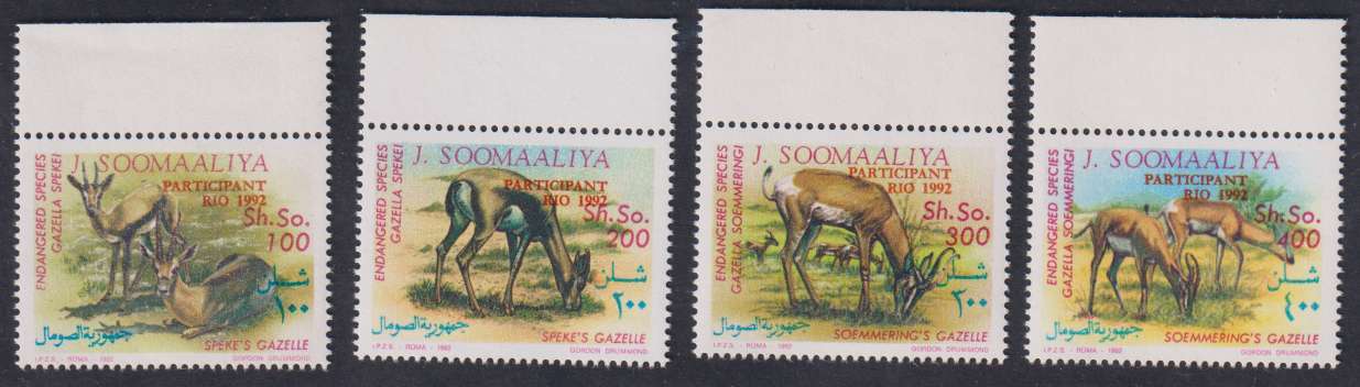 SOMALIA - <p><strong>1992 - Somalia Indipendente - Gazzelle, sovrastampati in bruno arancio "Partecipant Rio 1992"</strong>, CEI n° 405A/D, bordo di foglio superiore, gomma integra, perfetti. Certificato "oro" Raybaudi.</p>